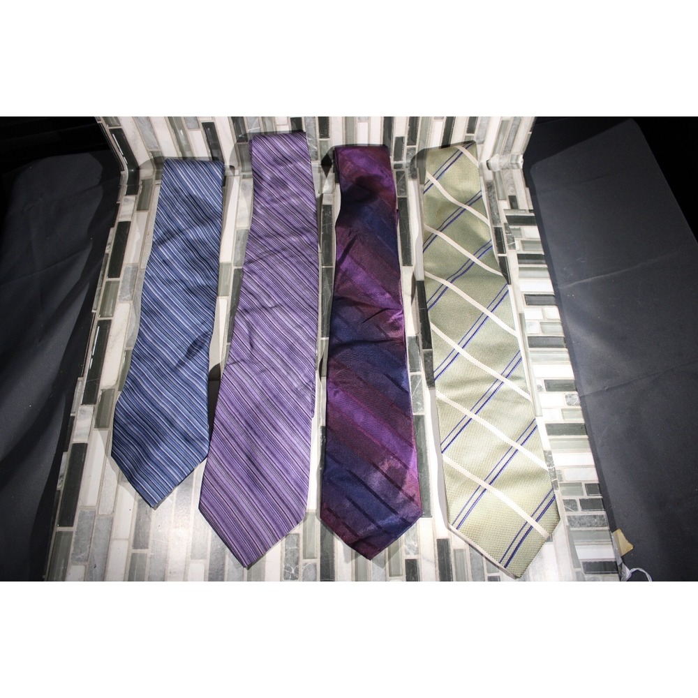 Lot of 4 Perry Ellis Ties‎